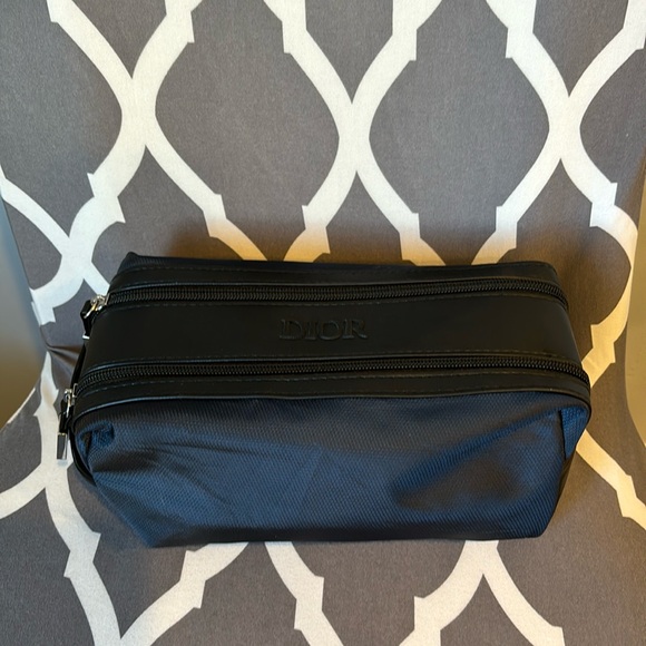 Dior Toiletry Bag - Picture 2 of 10